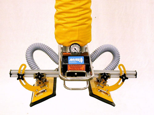 Vacuum Tube Lifting System with Articulating Pad Attachment