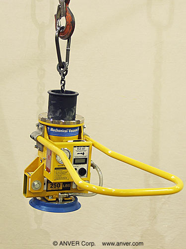 ANVER Mechanical Vacuum Generator with Single Interchangeable Pad Attachment for Lifting Small Steel Plates up to 250 lb (113 kg)