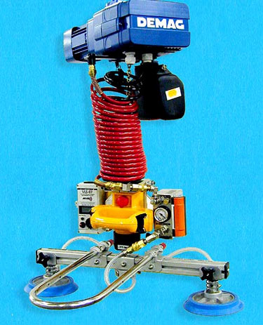 VMK-1 Vacuum-Hoist Lifter with Dual Vacuum Pad Attachment on Adjustable Spreader Beam