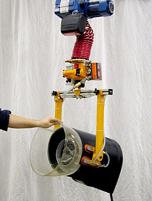 ANVER Hoist Integrated Air Powered Vacuum System with Custom Pad Attachment