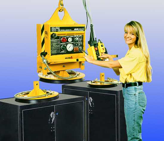 ANVER Electric Powered Vacuum Lifter with Interchangeable Vacuum Pads for Lifting Non-Porous Loads weighing up to 2300 lb (1043 kg) (Utilizing Largest Pad Attachment)