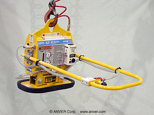 ANVER Air Powered Vacuum Generator with Single Foam Vacuum Pad for Lifting & Handling Flat Concrete Forms up to 750 lbs (340 kg)