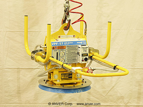 ANVER Air Powered Vacuum Generator with Single Pad Attachment for Lifting & Handling Steel Plate up to 1550 lb (703 kg)