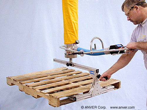 ANVER VT Series Vacuum Tube Lifter with Pallet Lifting Attachment for Lifting and Transporting Empty Pallets